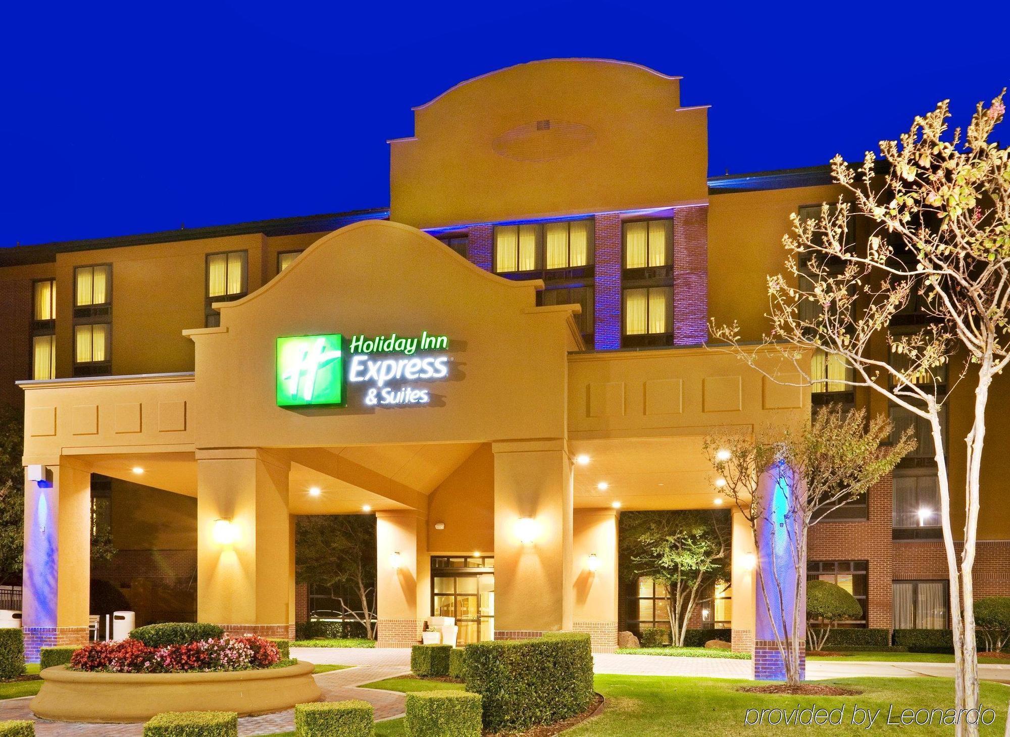 Holiday Inn Express & Suites Irving Conv Ctr - Las Colinas By Ihg Kültér fotó